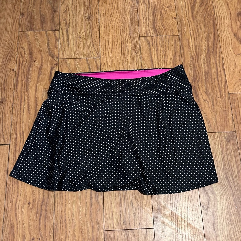Queen of the Court Black and White Polka Dot Pickleball Tennis Skort | Size L